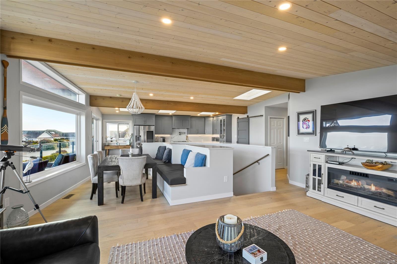 $1,274,999 - 1682 Admiral Tryon Blvd<br>British Columbia, V9P 1Y1
