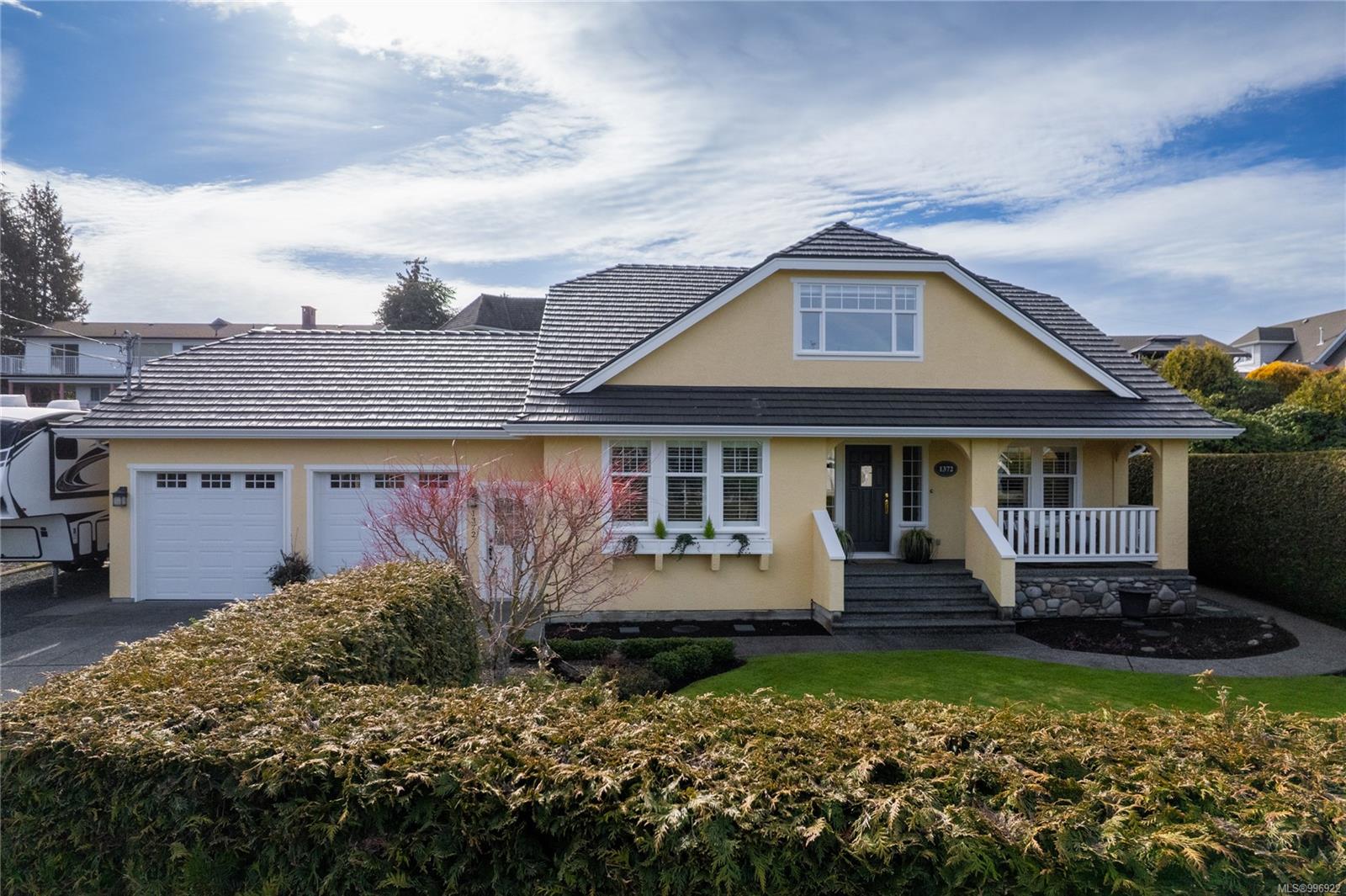 $1,649,000 - 1372 Mallard Rd<br>British Columbia, V9P 2A3