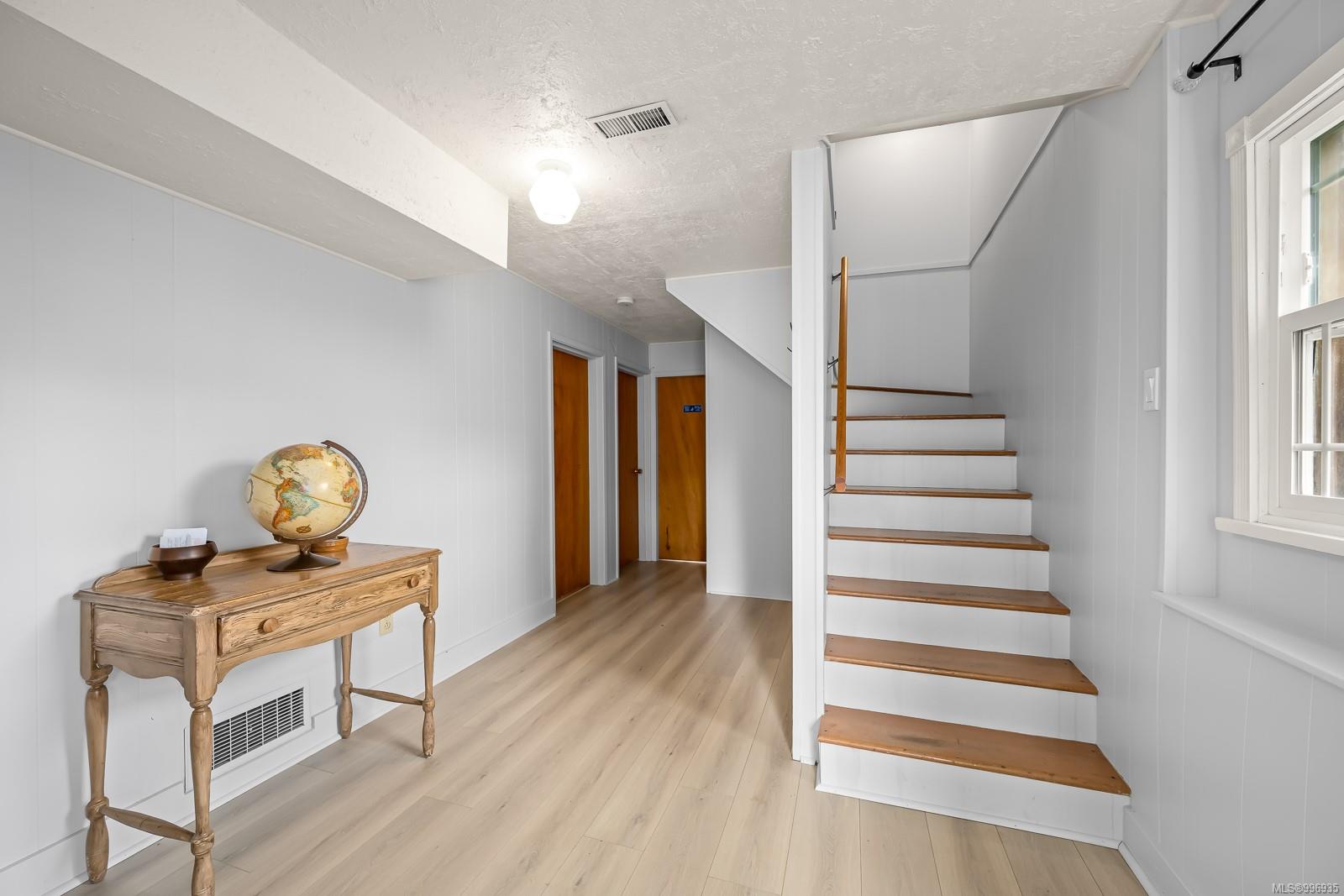 $849,000 - 1238 Don Rd<br>British Columbia, V9M 4C4