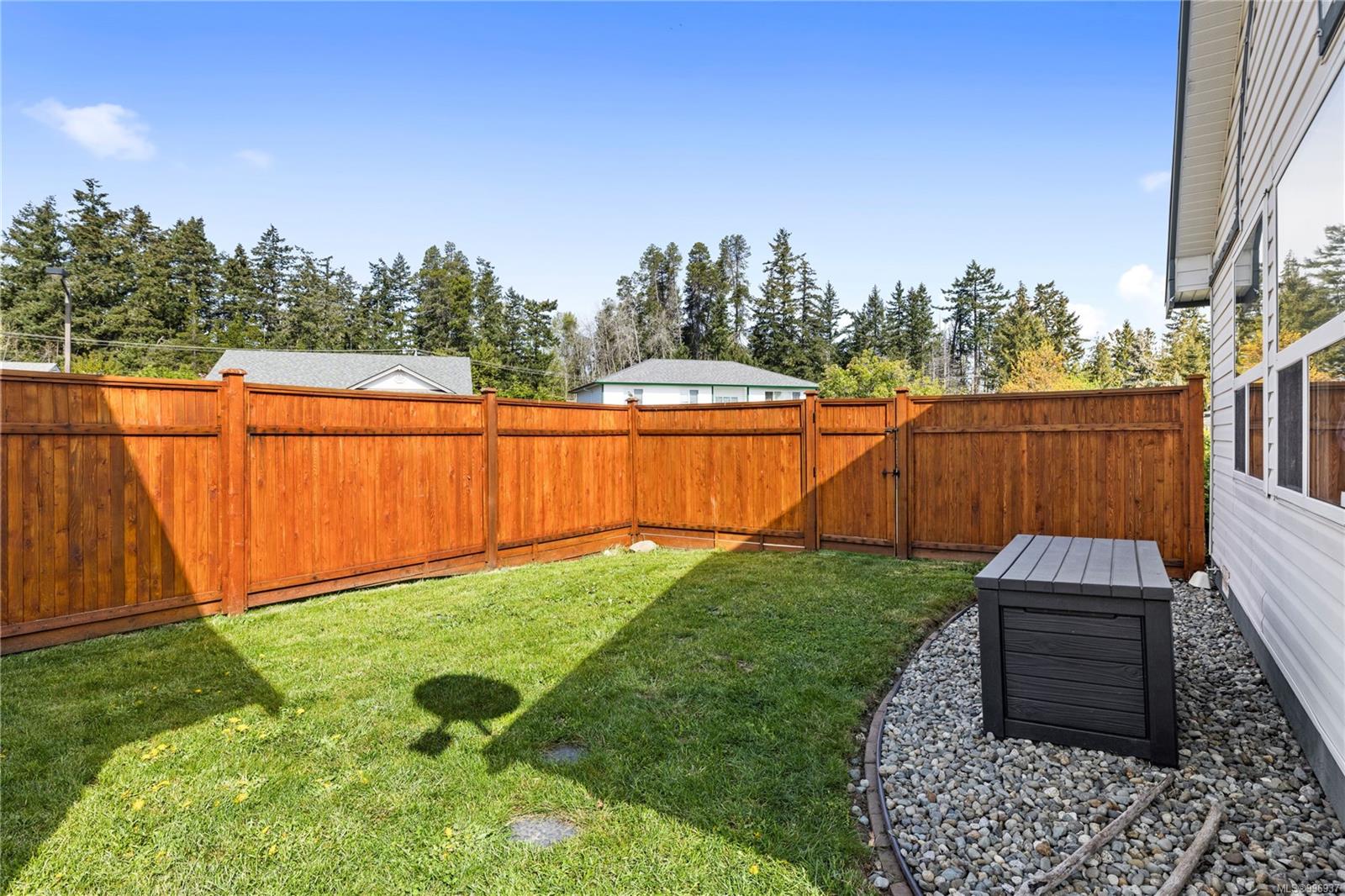 $835,000 - 381 Rheumer Cres<br>British Columbia, V9P 2T8