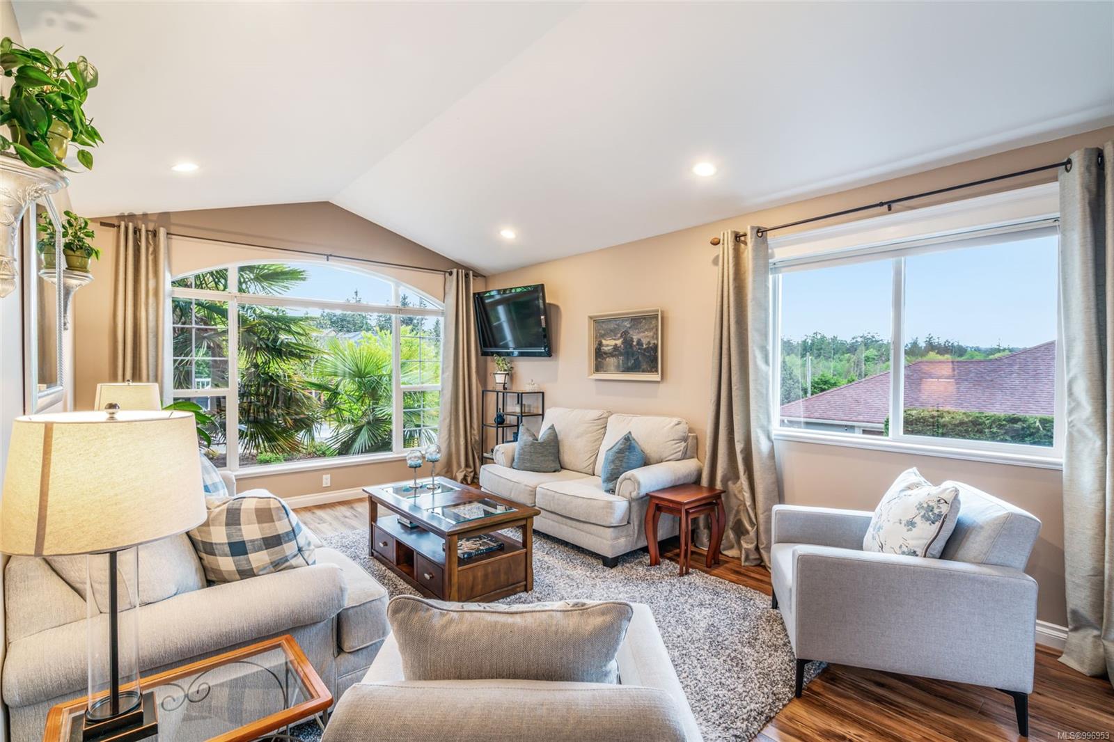 $1,398,000 - 1623 Stone Lake Dr<br>British Columbia, V9P 9L1