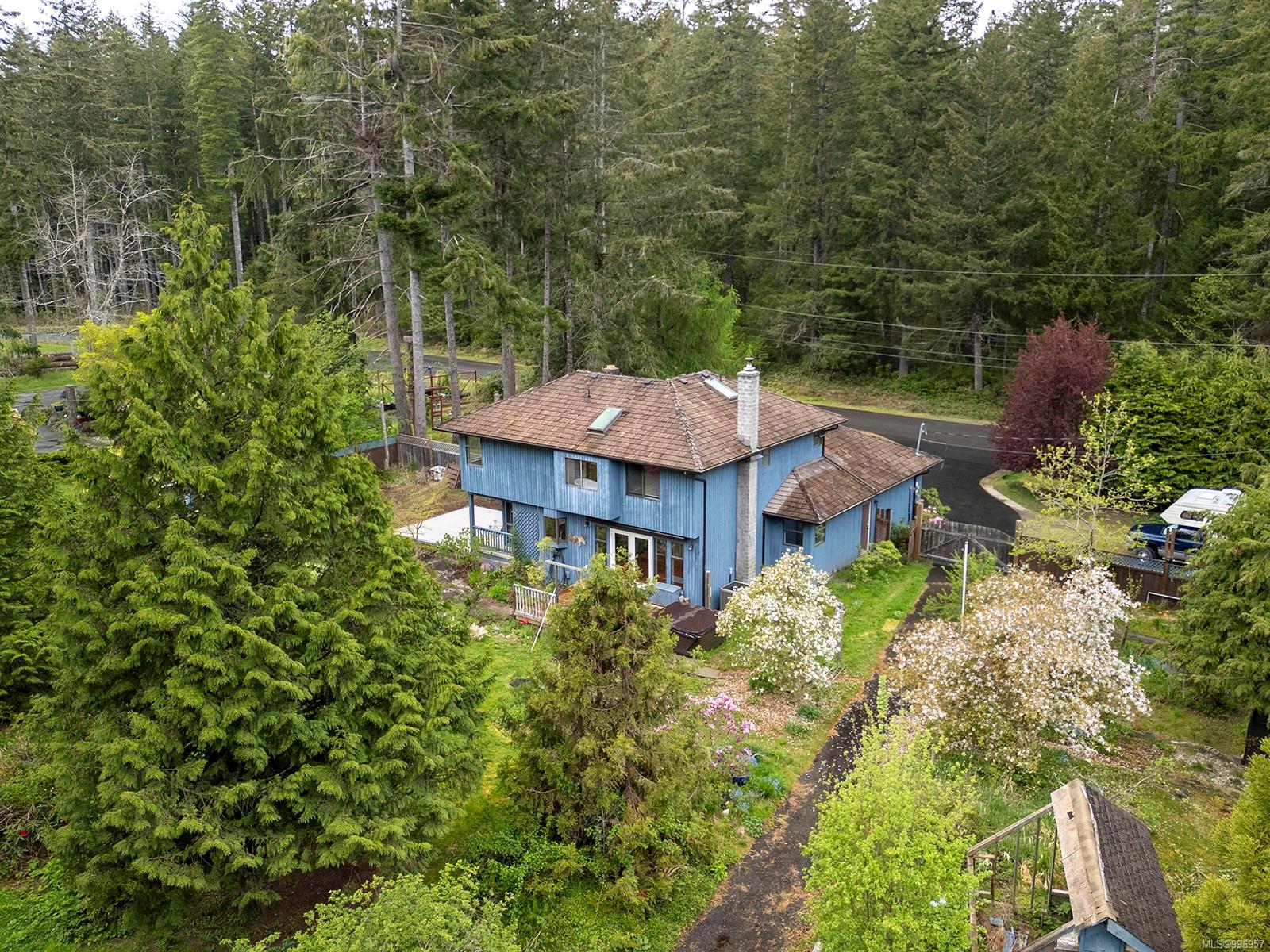 $1,199,900 - 2373 Elmo Rd<br>British Columbia, V9J 1S4