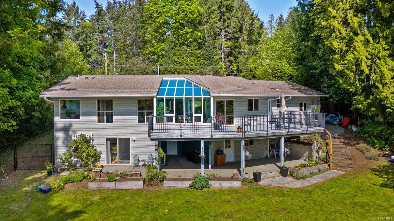 $999,900 - 7741 Tozer Rd<br>British Columbia, V0R 1W0