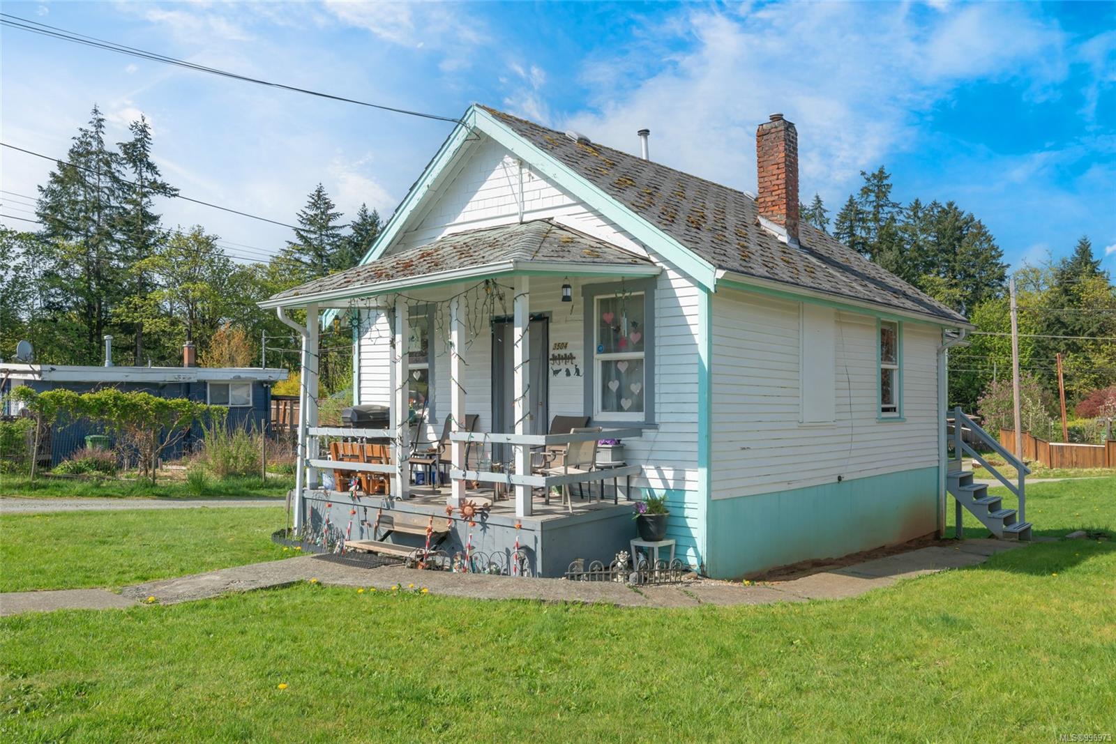 $299,900 - 3504 11th Ave<br>British Columbia, V9Y 4Y7