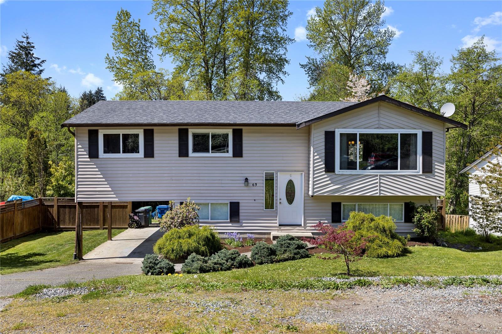 $750,000 - 63 Porter Rd<br>British Columbia, V9X 5X5