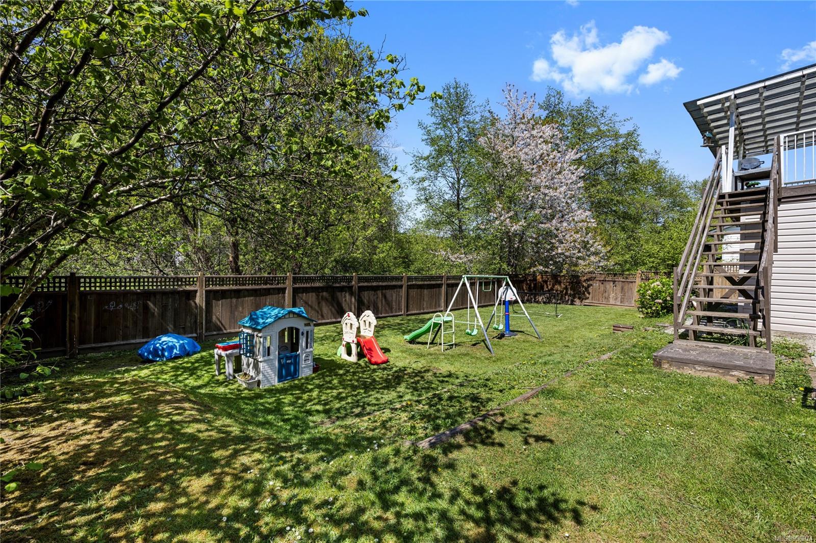 $750,000 - 63 Porter Rd<br>British Columbia, V9X 5X5