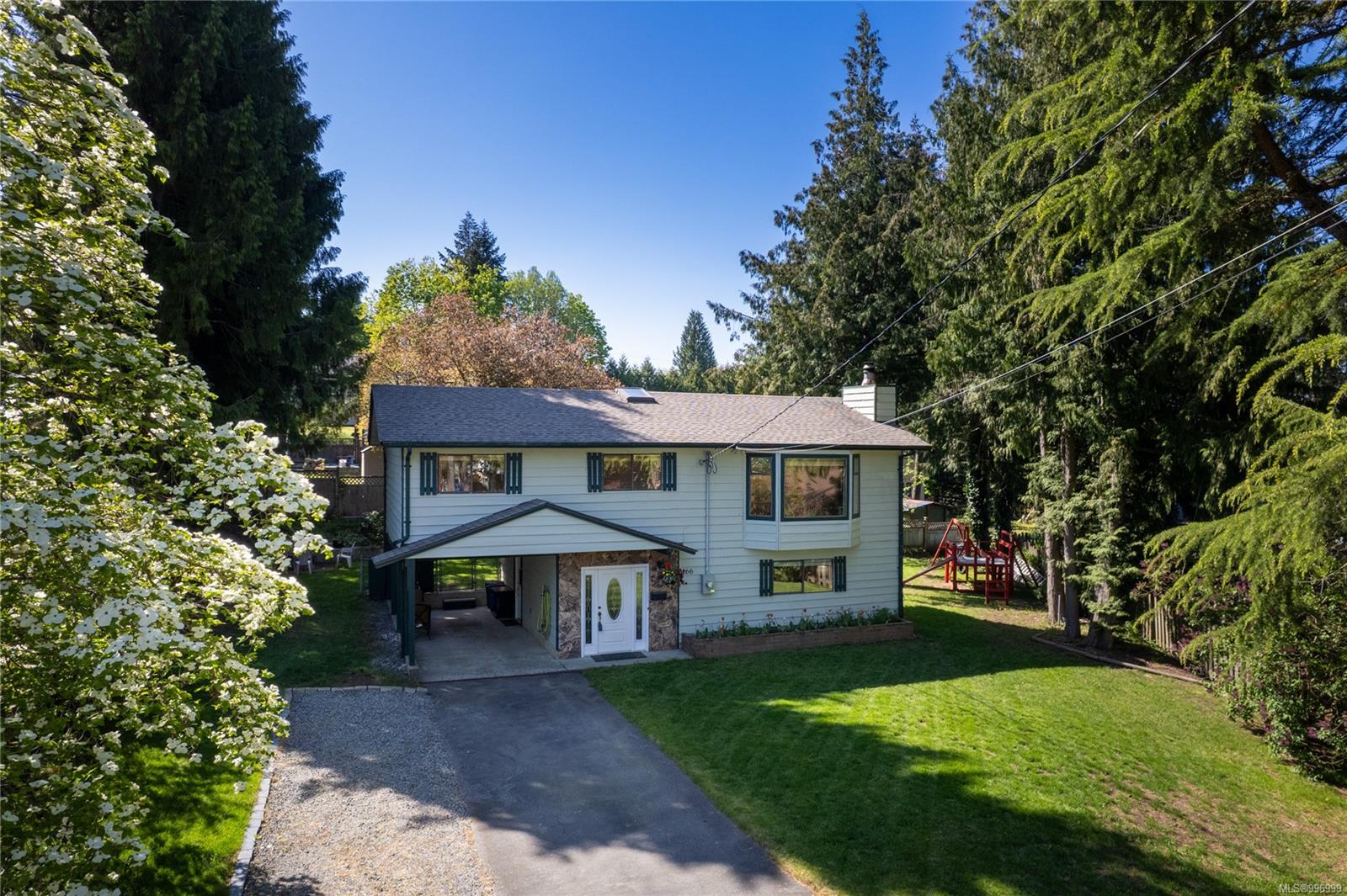 $775,000 - 166 Cadboro Pl<br>British Columbia, V9R 6J3