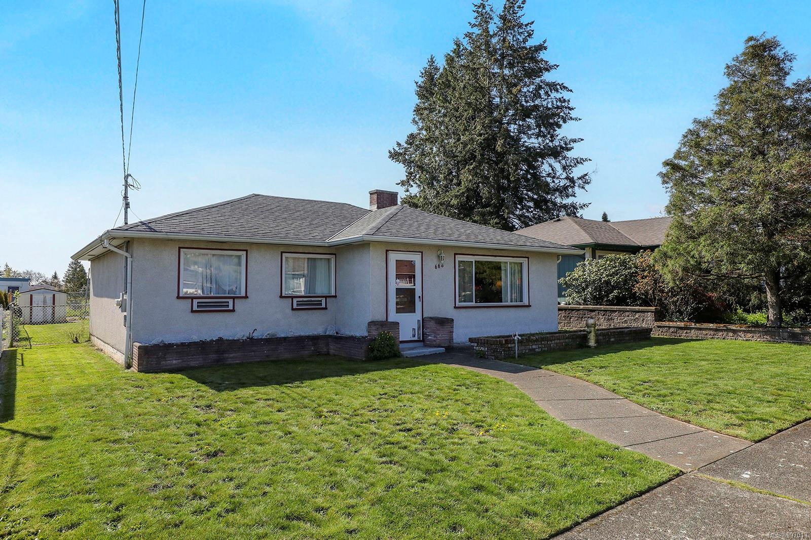 $625,000 - 668 14th St<br>British Columbia, V9N 1W6