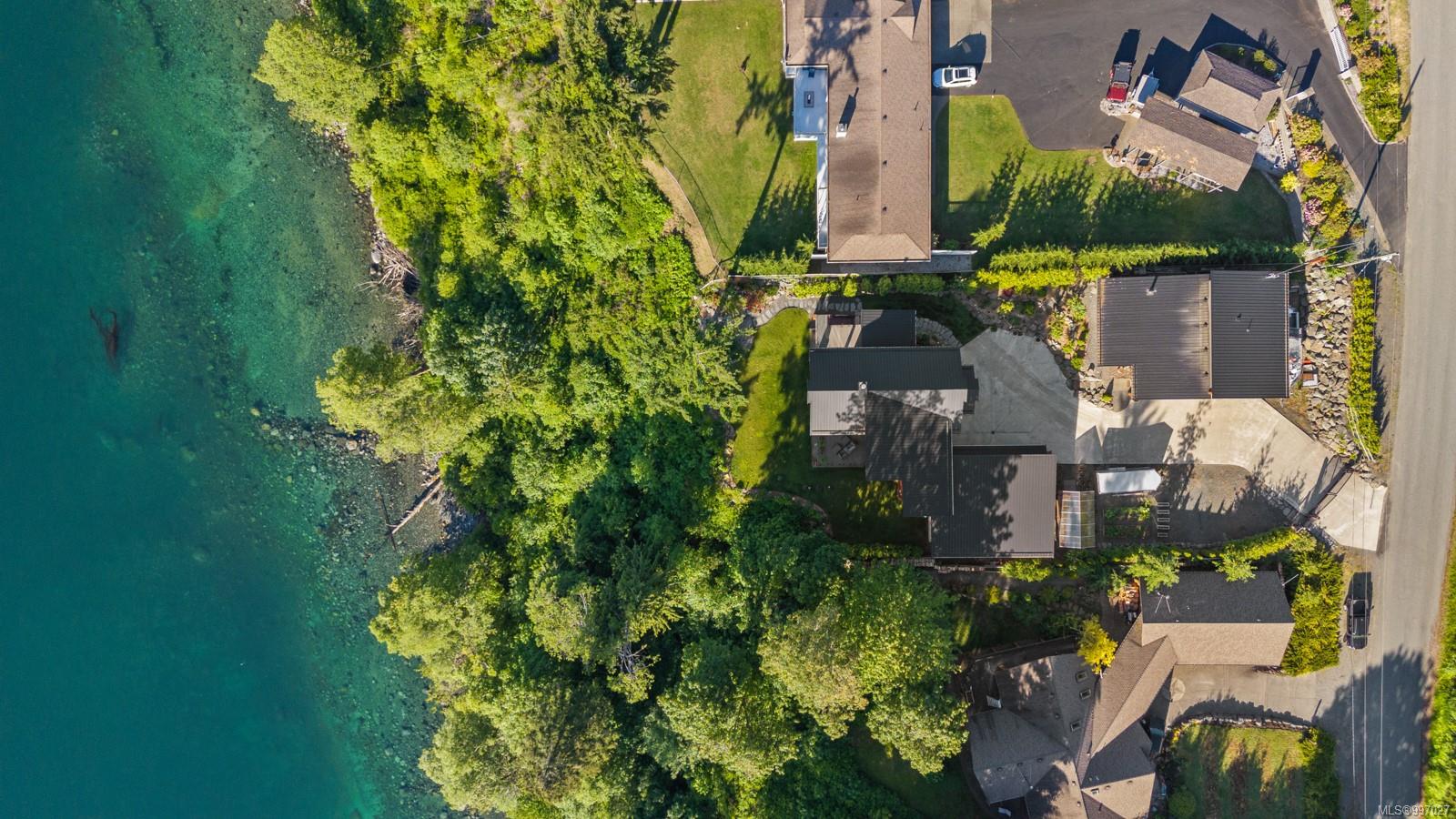 $3,200,000 - 5760 Race Point Rd<br>British Columbia, V9H 1N7
