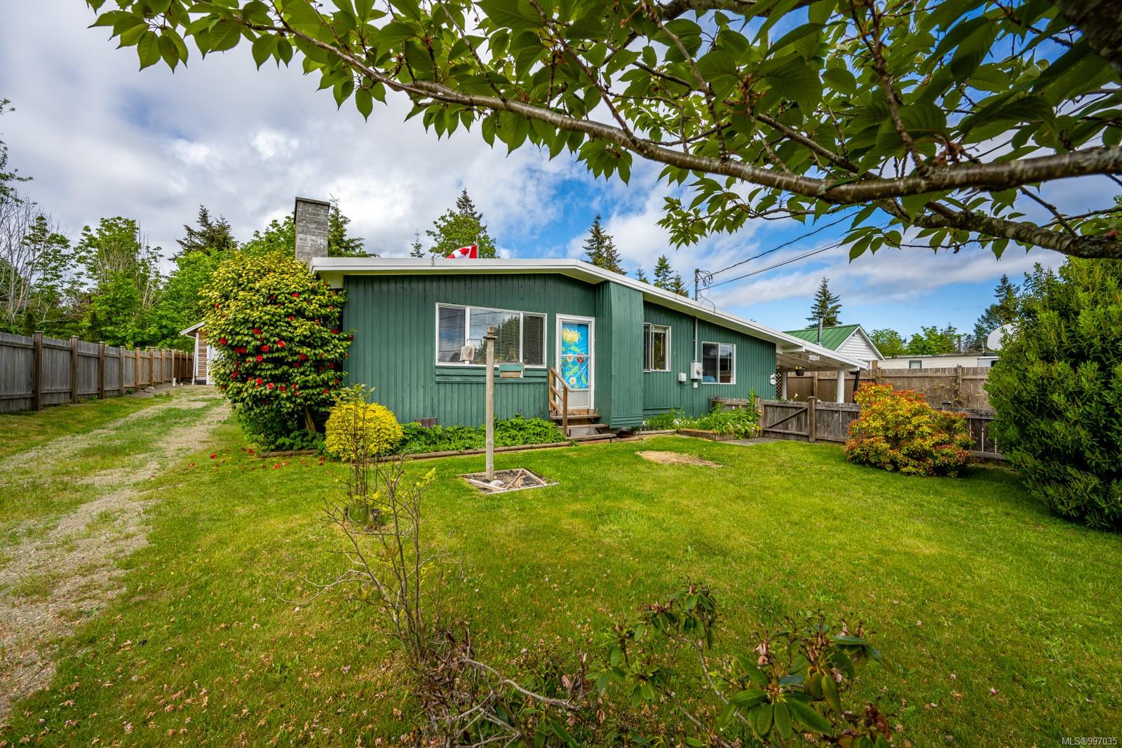 $849,900 - 3977 Craig Rd<br>British Columbia, V9W 5T7