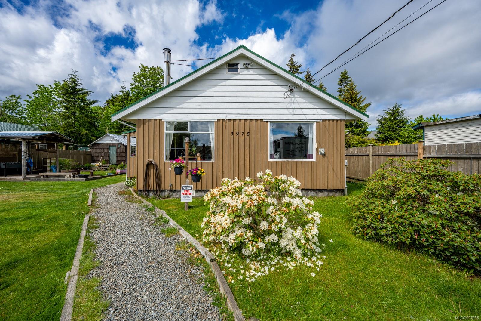 $849,900 - 3977 Craig Rd<br>British Columbia, V9W 5T7