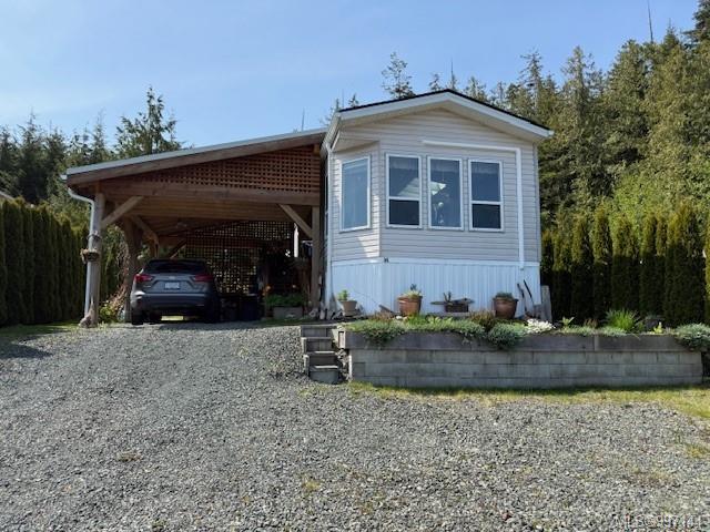 $195,000 - 5250 Beaver Harbour Rd<br>British Columbia, V0N 2P0