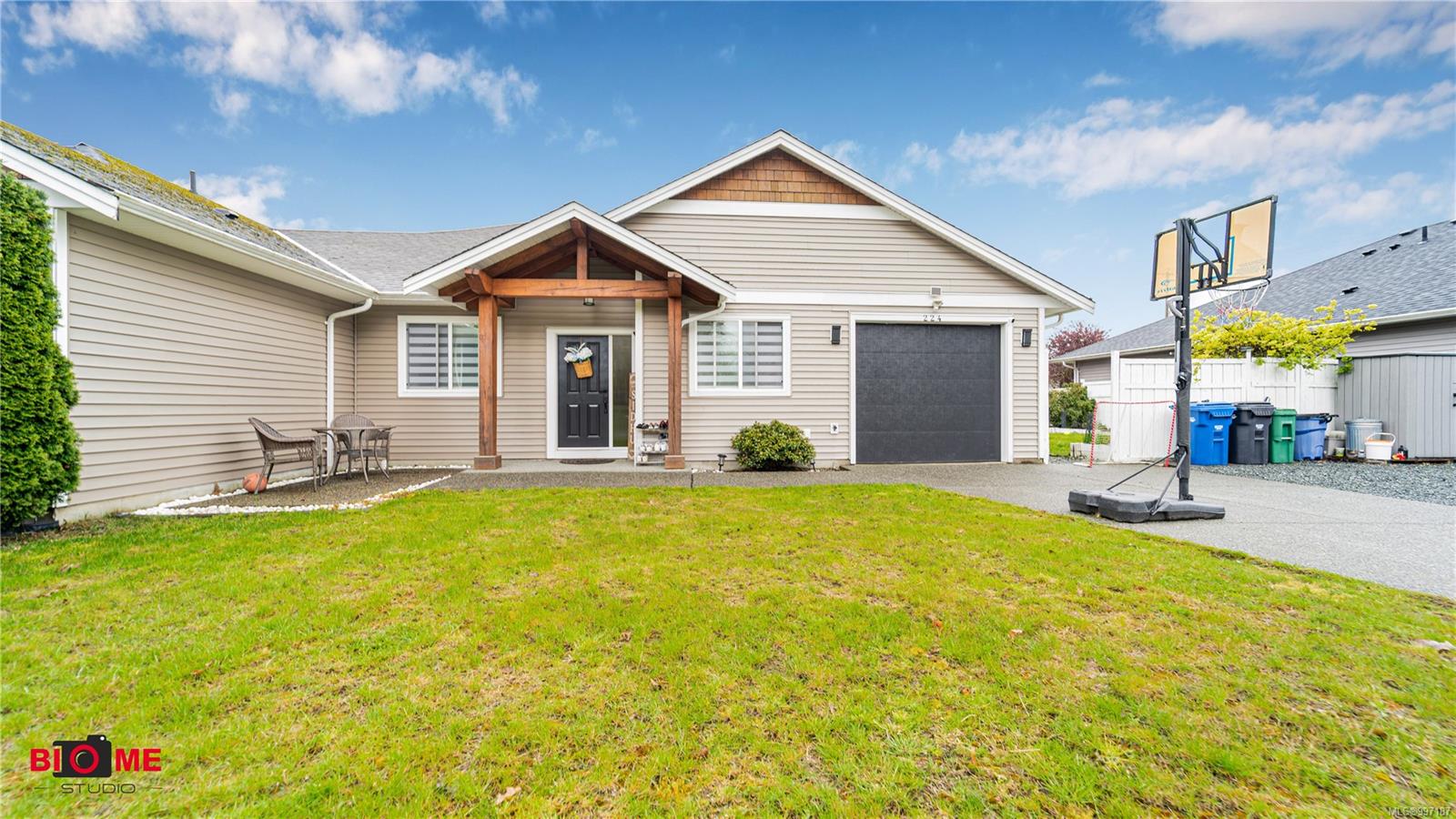 $725,000 - 224 Silver Valley Rd<br>British Columbia, V9S 2N2