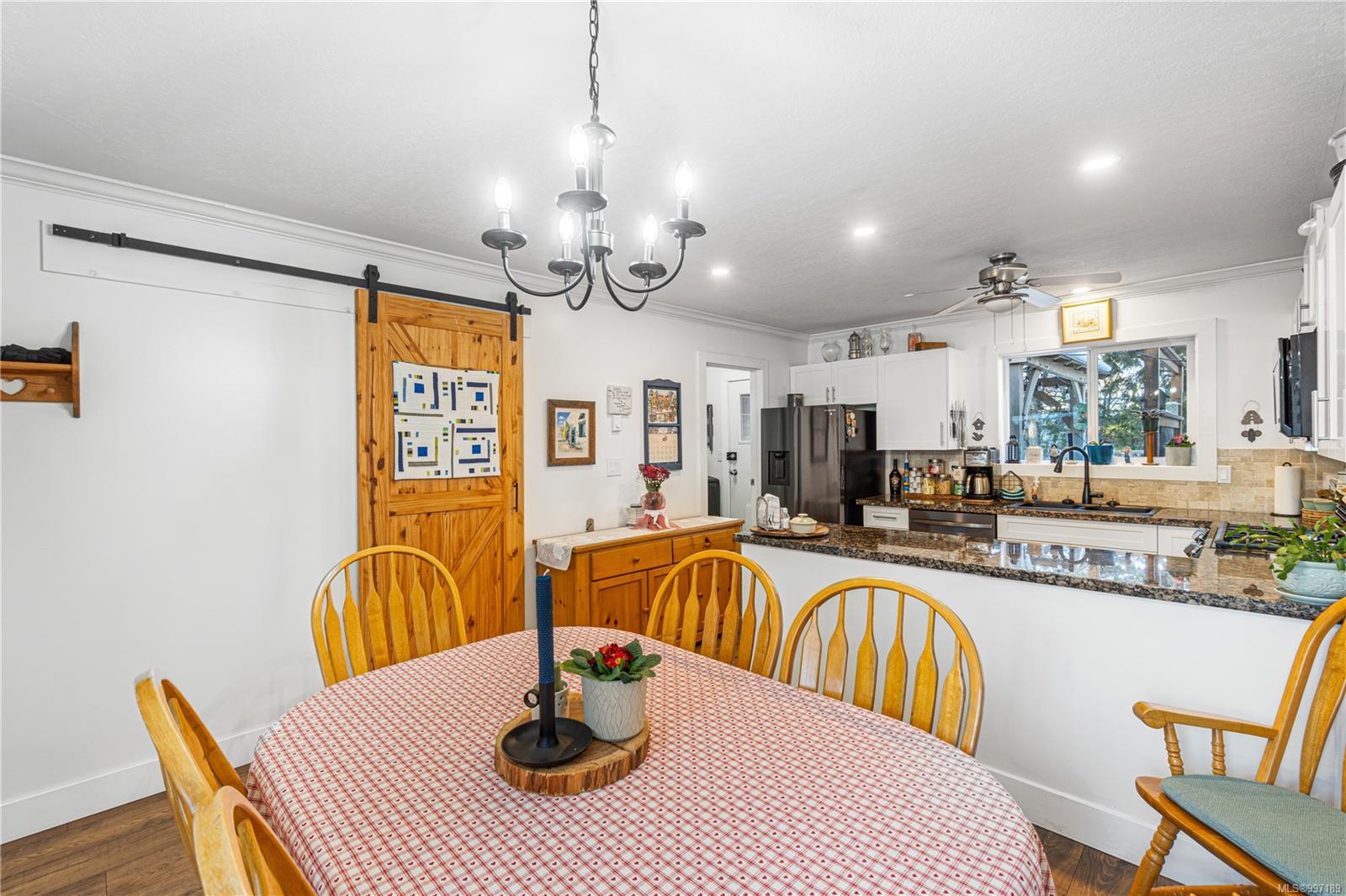 $799,900 - 2516 Labieux Rd<br>British Columbia, V9T 4L7