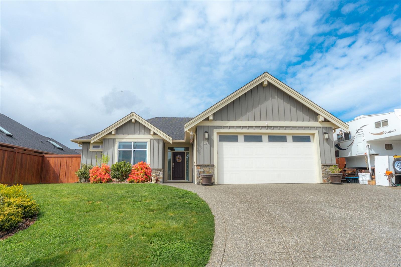 $998,000 - 221 Bramble St<br>British Columbia, V9P 0E6