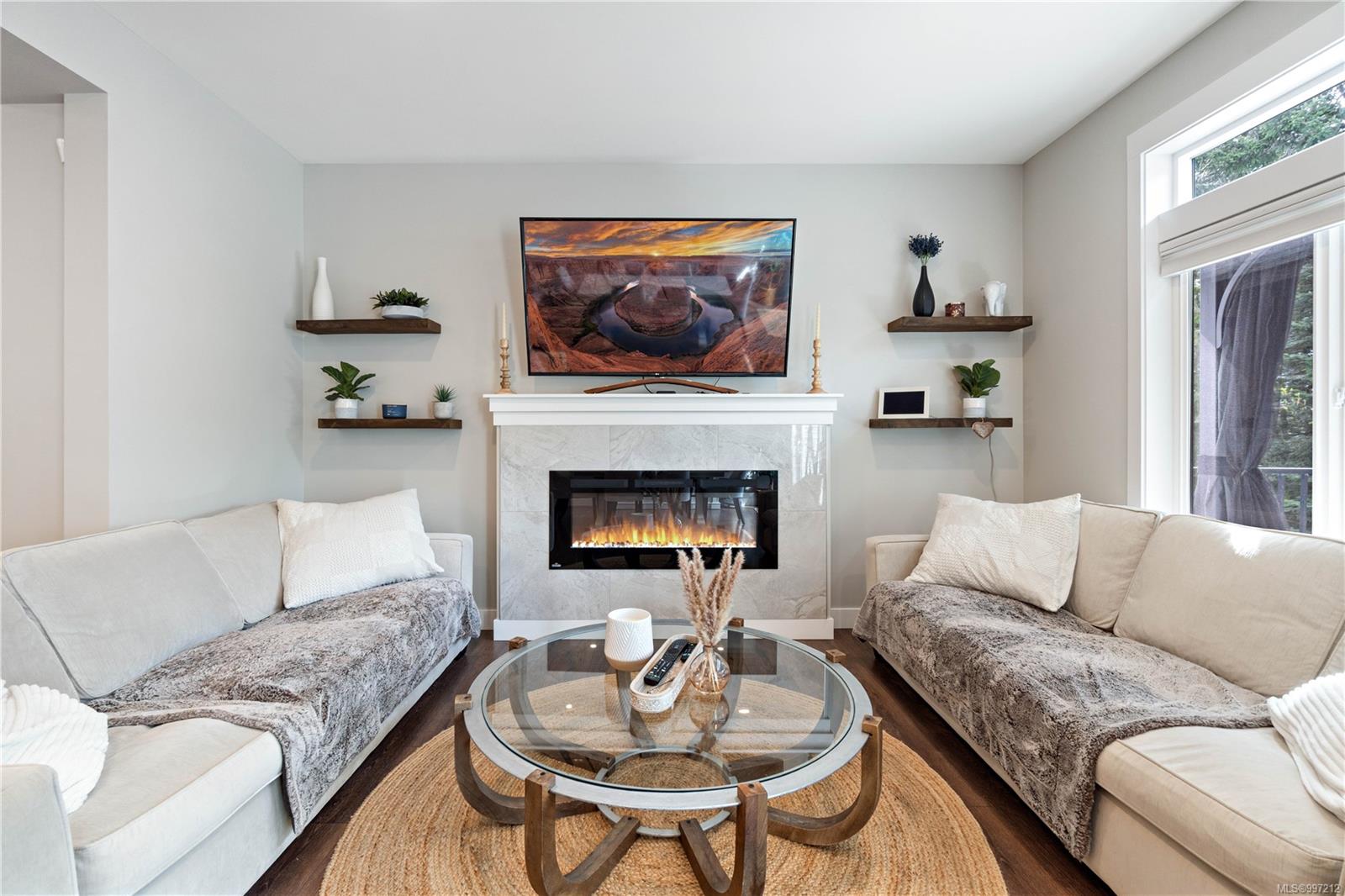 $849,900 - 250 Golden Oaks Cres<br>British Columbia, V9T 0K8