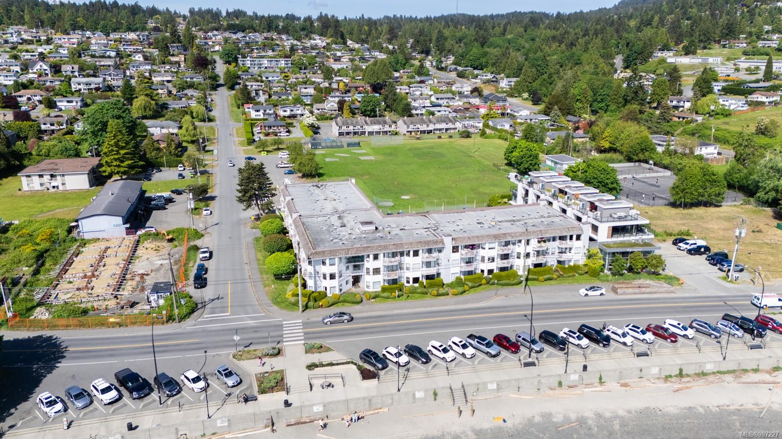 2815 Departure Bay Rd, Na Departure Bay real estate property for sale in Nanaimo British Columbia, V9S 5P4