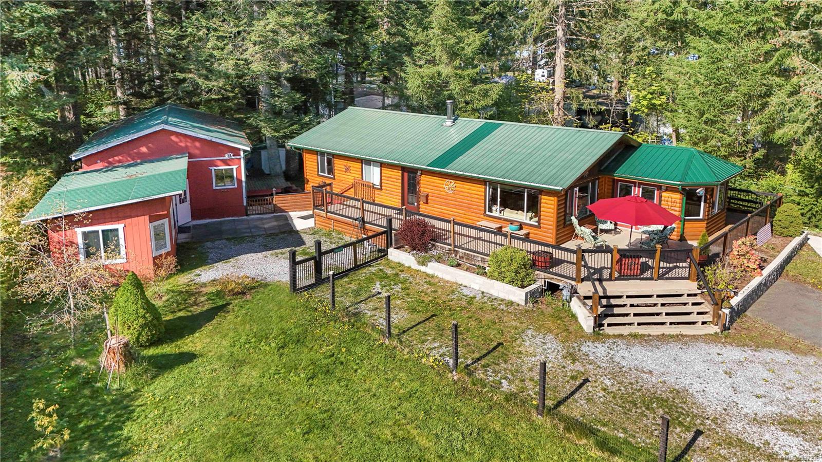 $799,000 - 2220 Salmon Point Rd<br>British Columbia, V9H 1E6