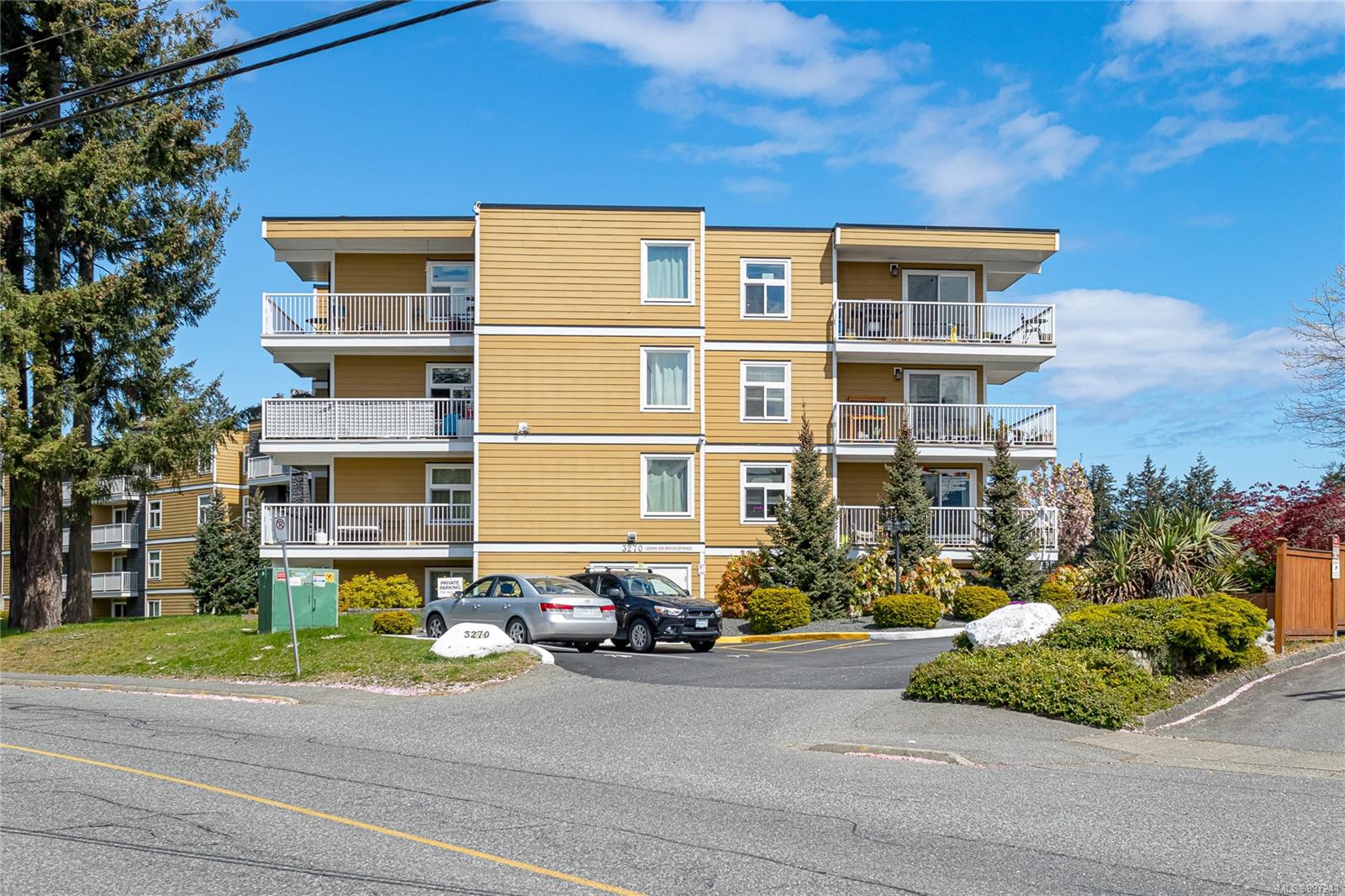 $375,500 - 3270 Ross Rd<br>British Columbia, V9T 5J1