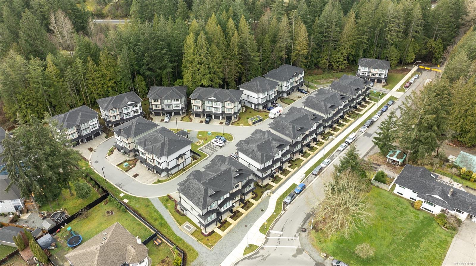 $614,900 - 600 Ninth St<br>British Columbia, V9R 0L4