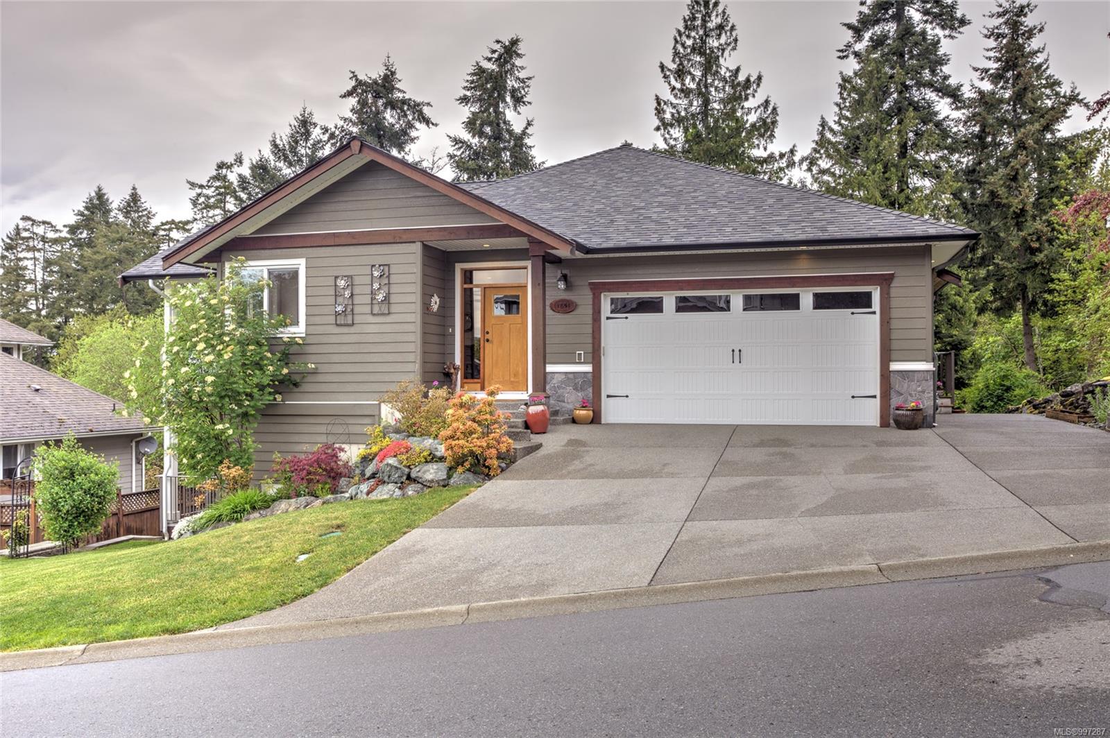 $1,189,000 - 1851 Sterling Ridge Pl<br>British Columbia, V9L 5N2