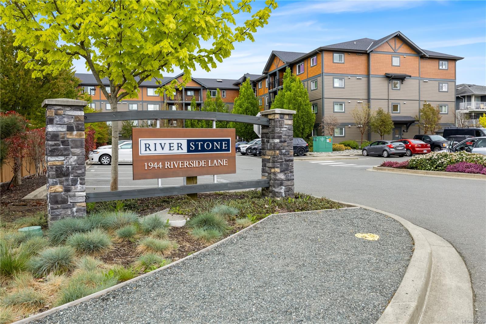 $430,000 - 1944 Riverside Lane<br>British Columbia, V9N 0E5