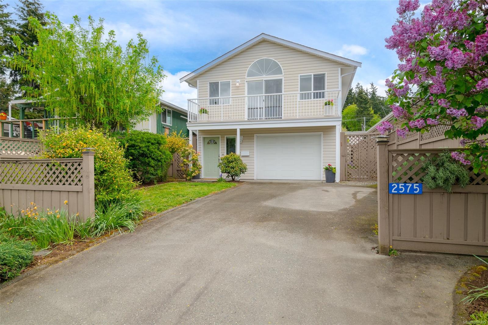 $589,000 - 2575 2ND Ave<br>British Columbia, V9Y 2A2