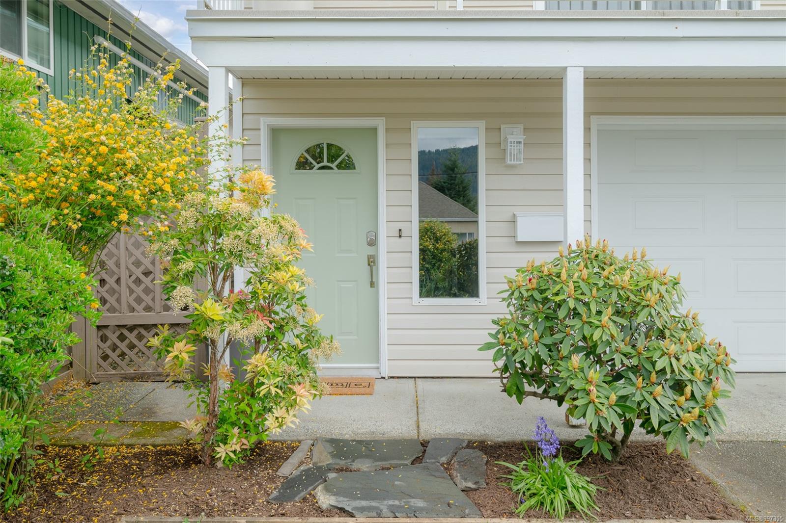 $589,000 - 2575 2ND Ave<br>British Columbia, V9Y 2A2