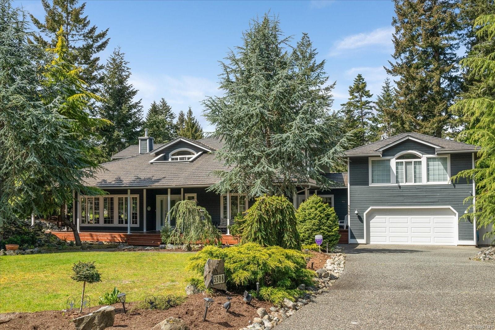 $1,399,900 - 3308 Rockhampton Rd<br>British Columbia, V9P 9H5