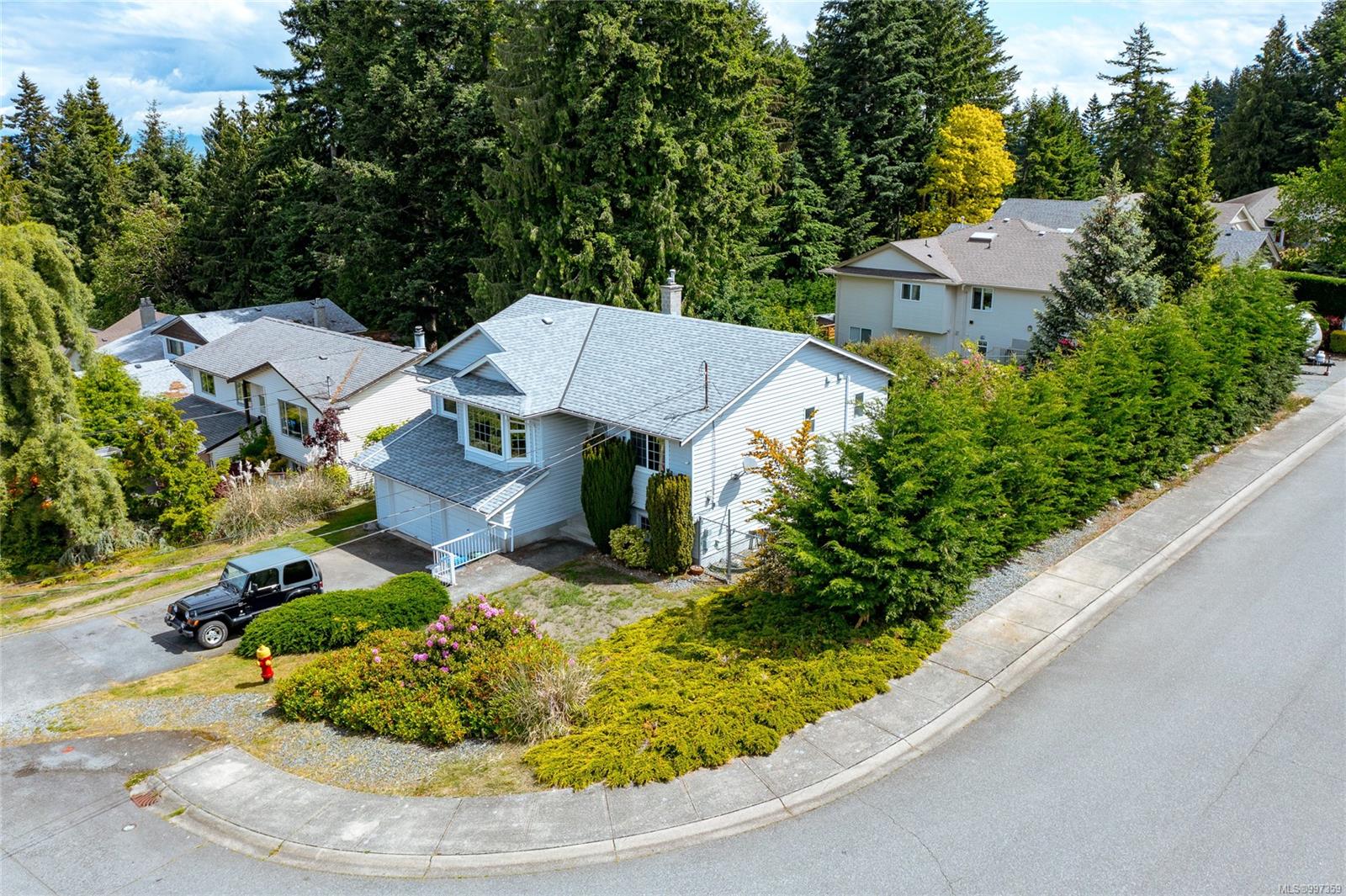 $889,000 - 5536 Ventura Dr<br>British Columbia, V9T 5M6