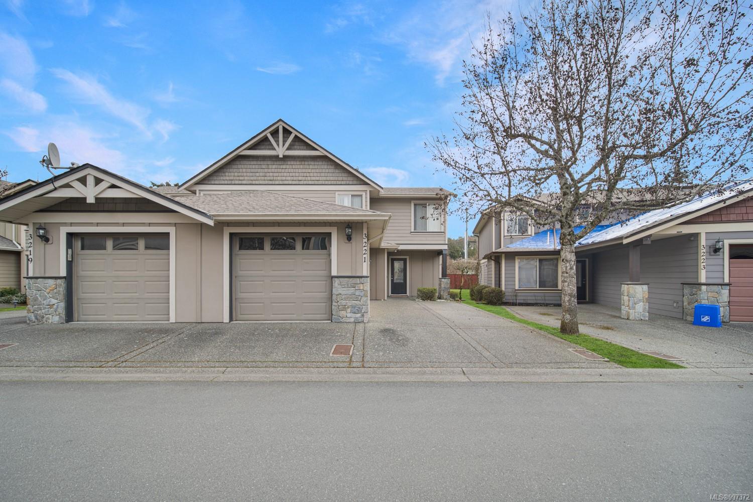 $699,900 - 3221 Ernhill Pl<br>British Columbia, V9C 0C6