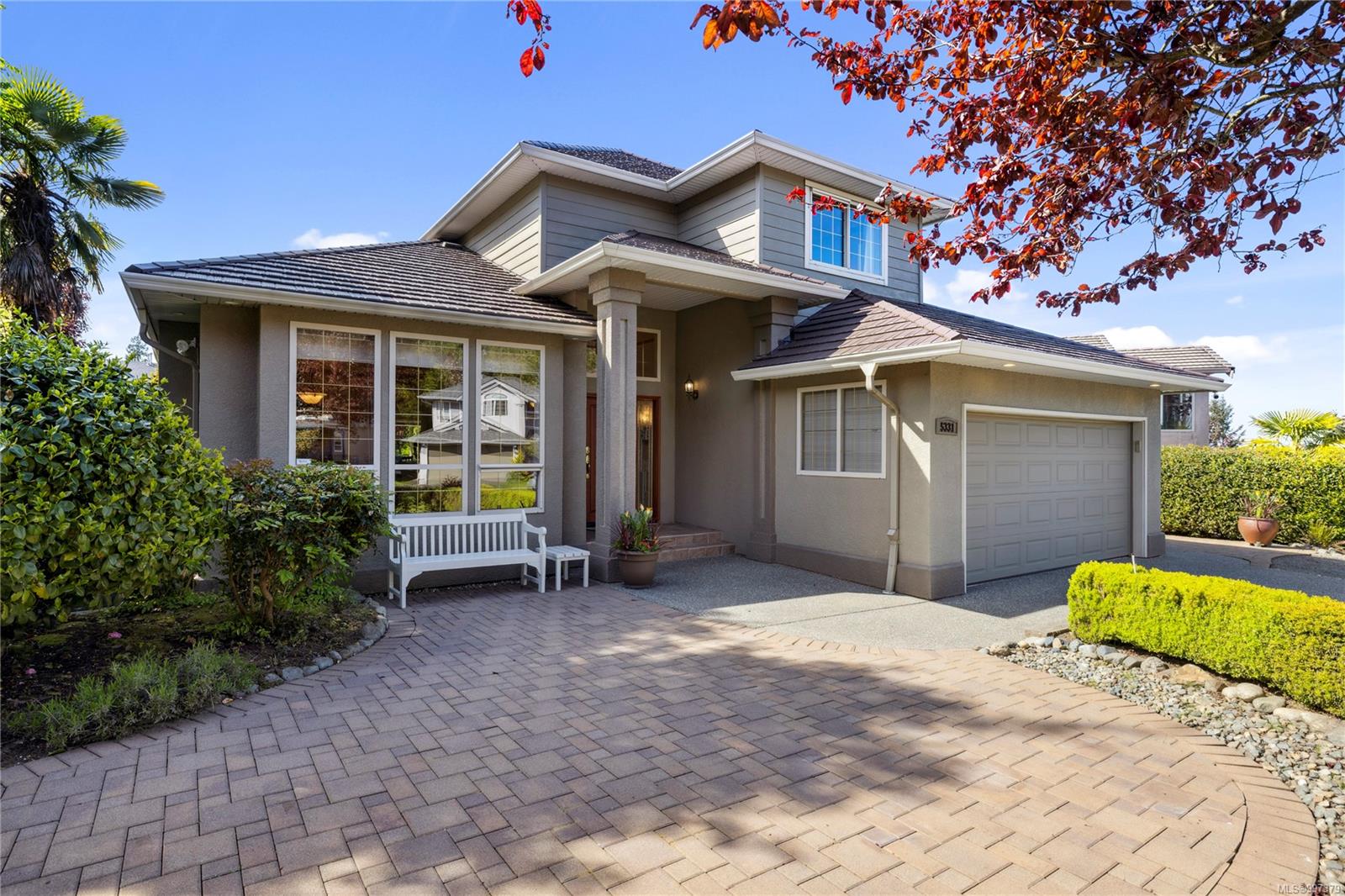 $1,150,000 - 5331 Bayshore Dr<br>British Columbia, V9V 1R4