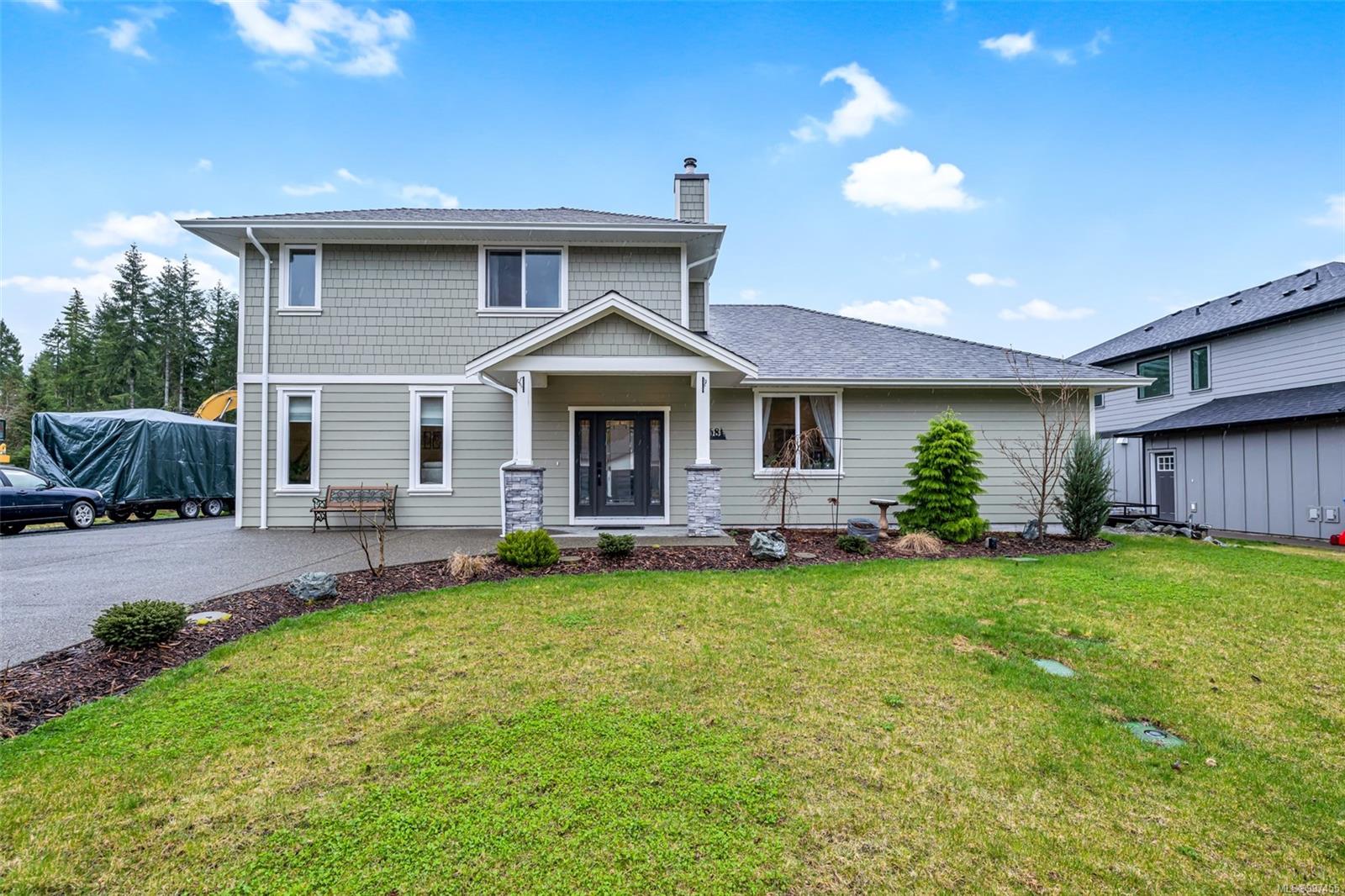 $955,000 - 168 Edgewood Rd<br>British Columbia, V0R 2G0