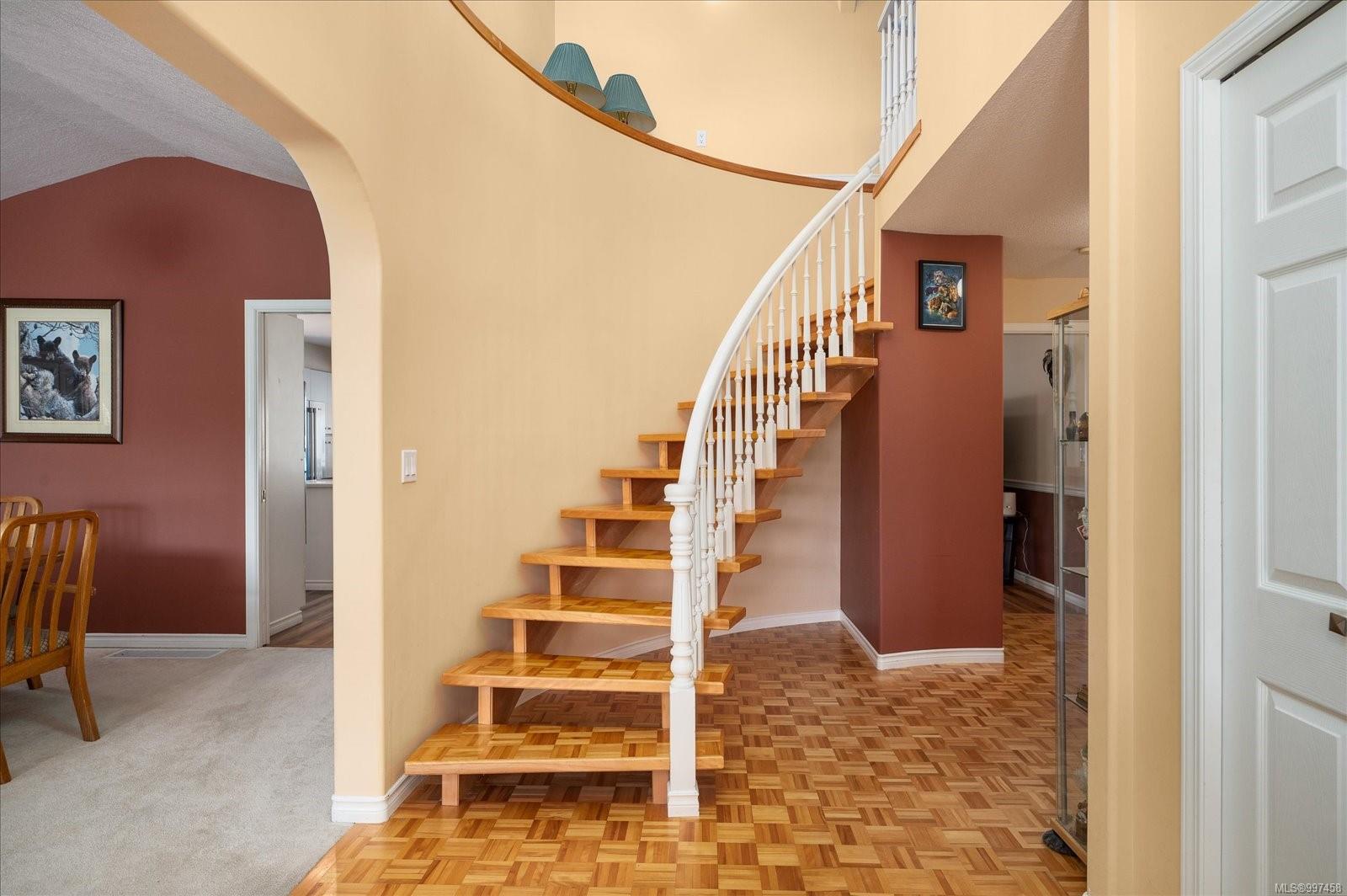 $849,900 - 3743 Meares Dr<br>British Columbia, V9Y 5H6