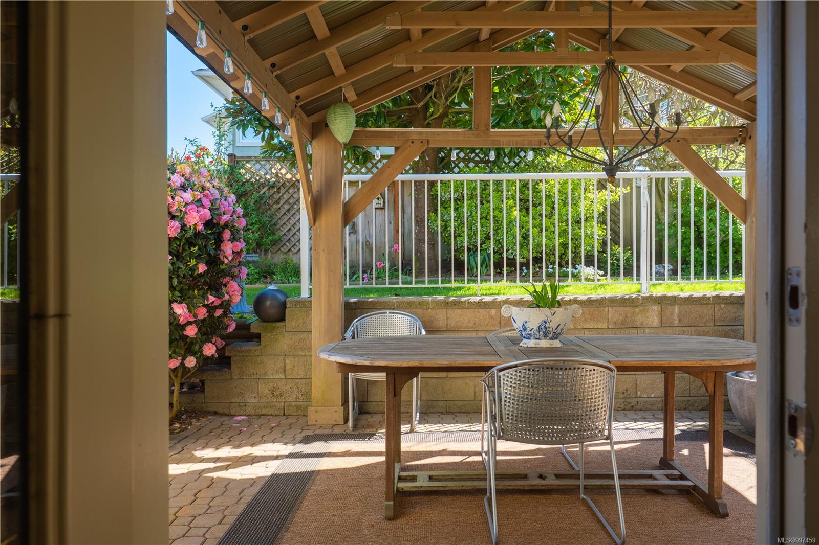 $1,095,000 - 5351 Highridge Pl<br>British Columbia, V9T 5Z8