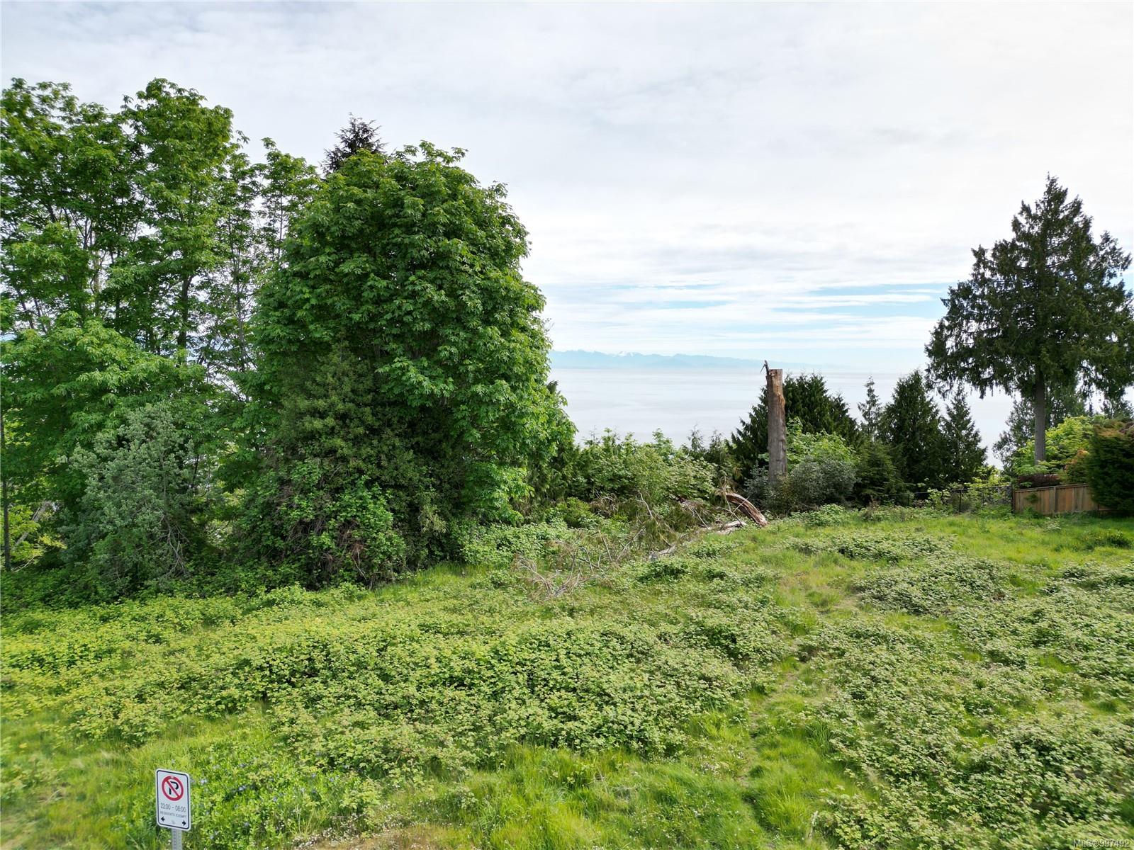 $599,900 - 6410 Invermere Rd<br>British Columbia, V9V 1B9