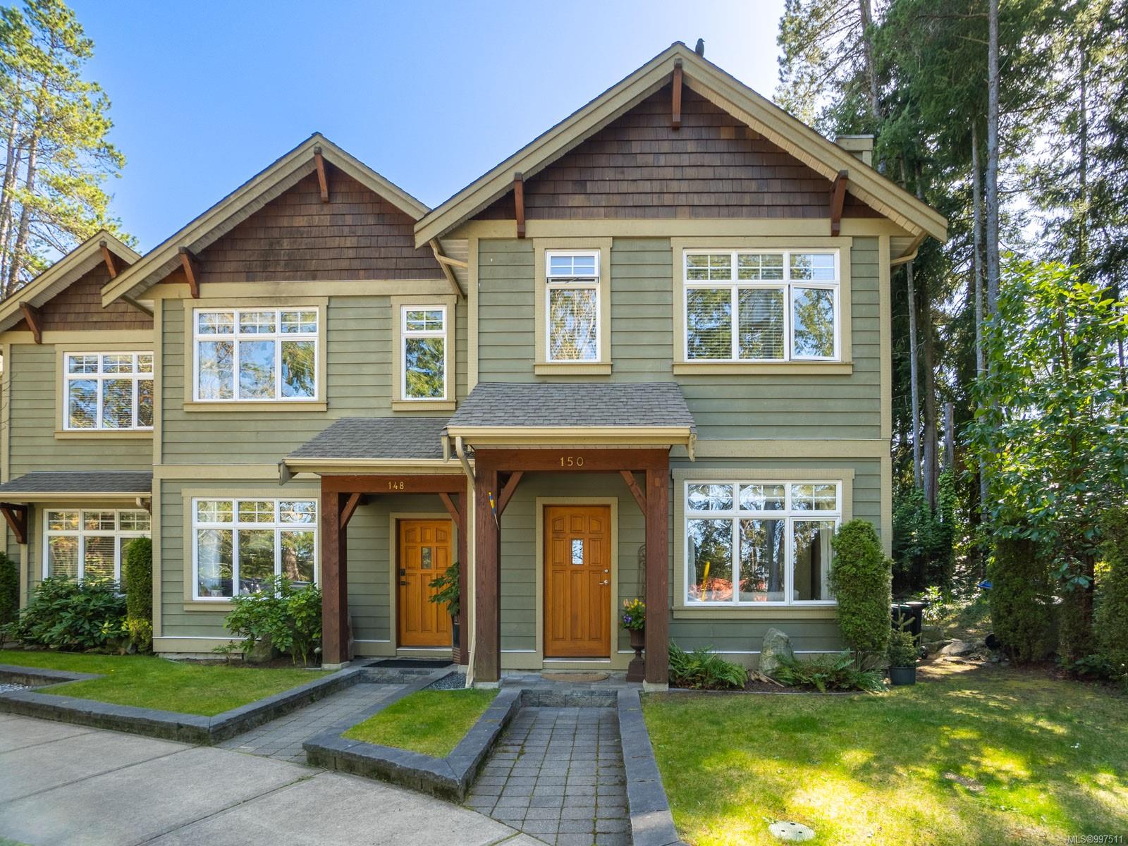 $739,000 - 150 Harlech Rd<br>British Columbia, V9K 1G9
