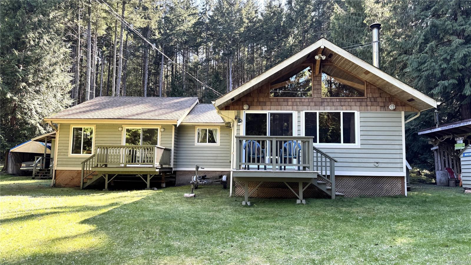 $524,900 - 667 Weathers Way<br>British Columbia, V0R 1X6