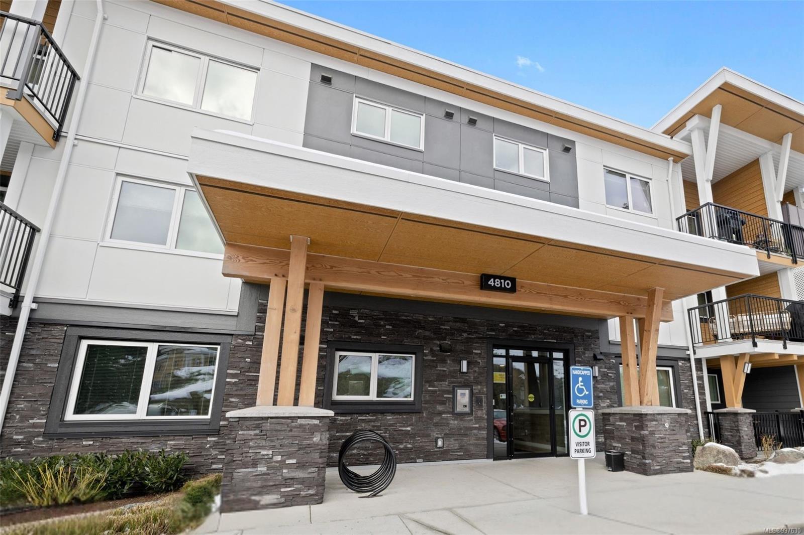 $524,900 - 4810 Cedar Ridge Pl<br>British Columbia, V9T 0M7