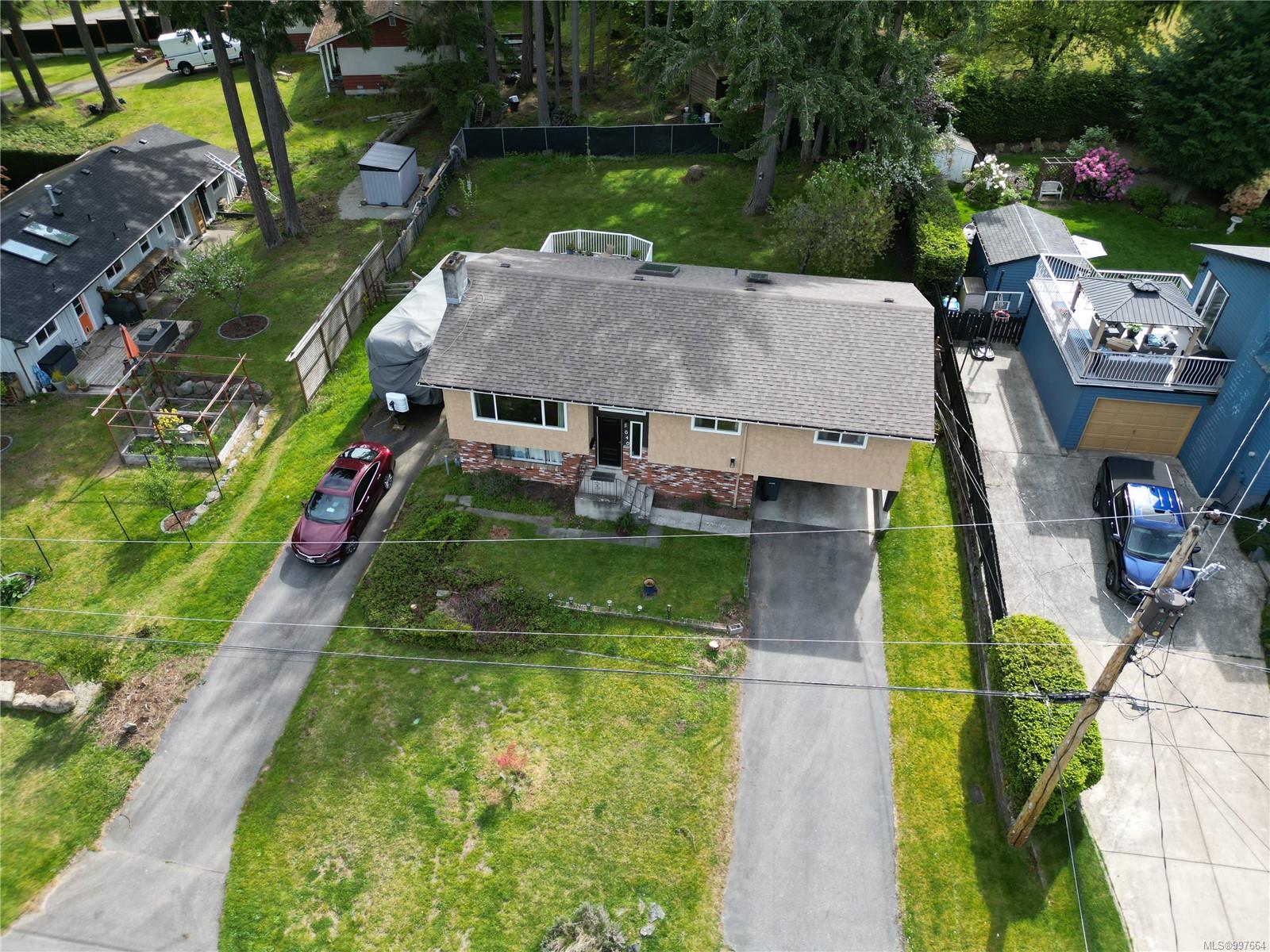 $799,900 - 5640 Big Whale Lkout<br>British Columbia, V9T 5G7