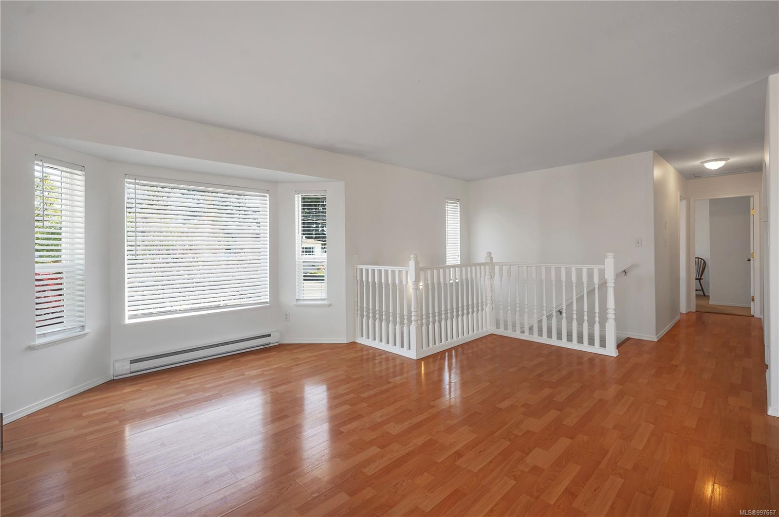 $729,900 - 560 6th Ave<br>British Columbia, V9W 3Z5