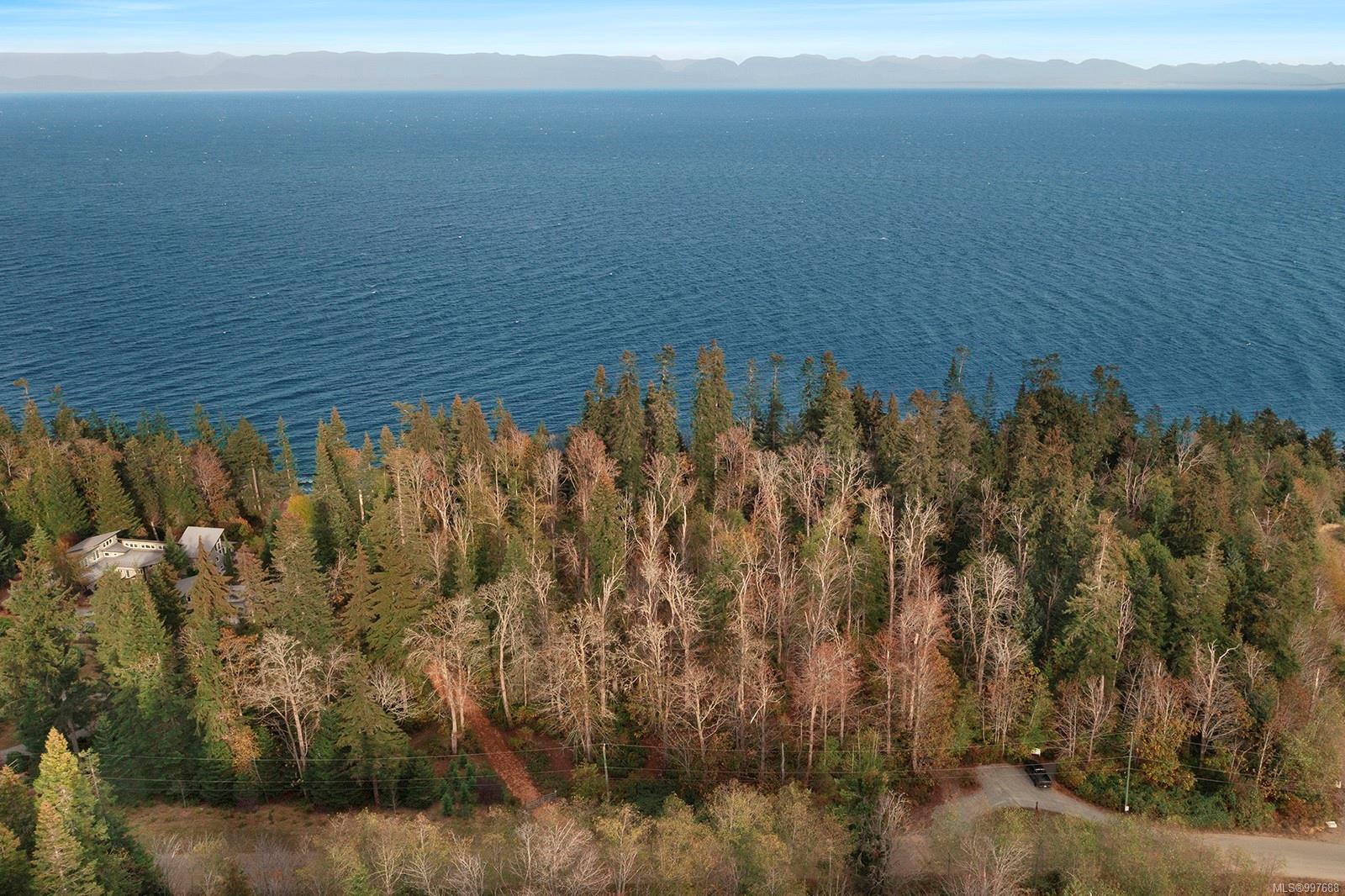 $1,950,000 - 6510 Eagles Dr<br>British Columbia, V9J 1V4