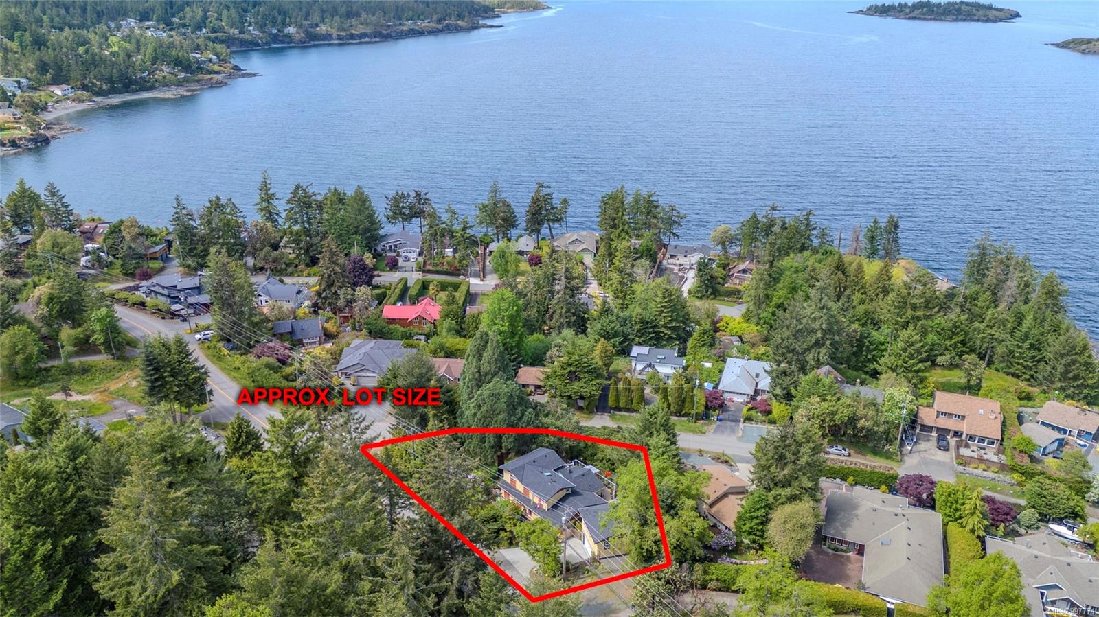 $1,498,000 - 3259 Dolphin Dr<br>British Columbia, V9P 9J1