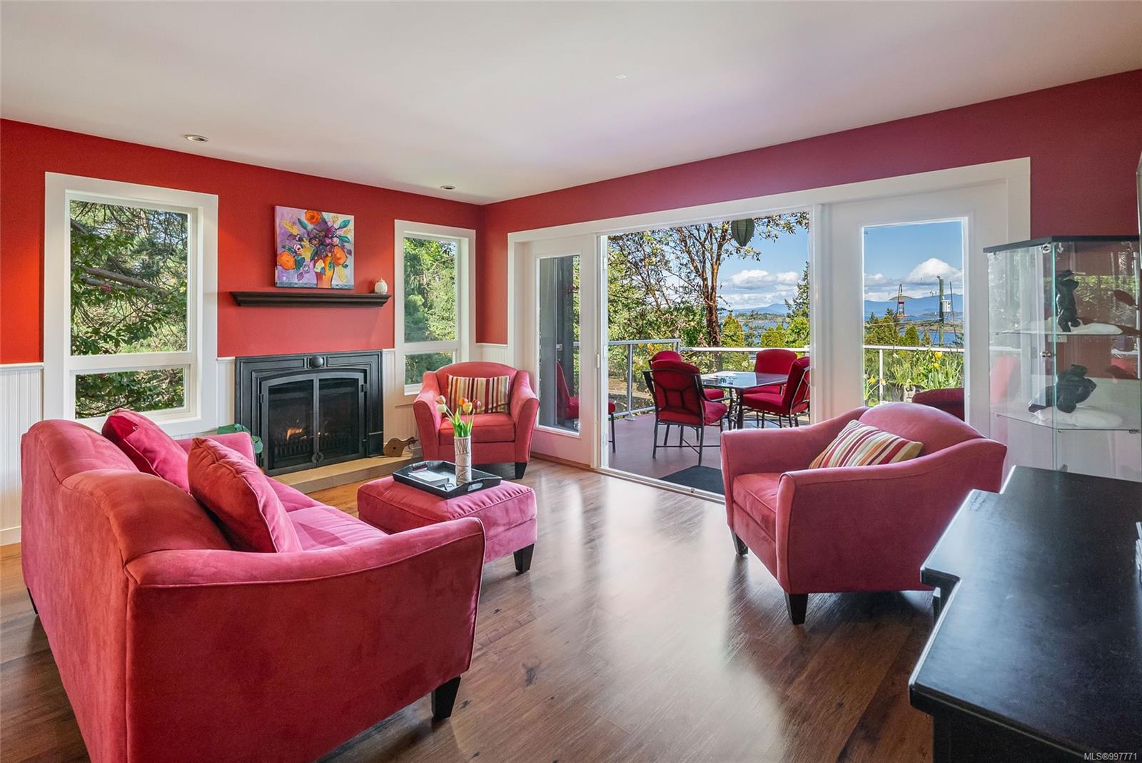 $1,498,000 - 3259 Dolphin Dr<br>British Columbia, V9P 9J1