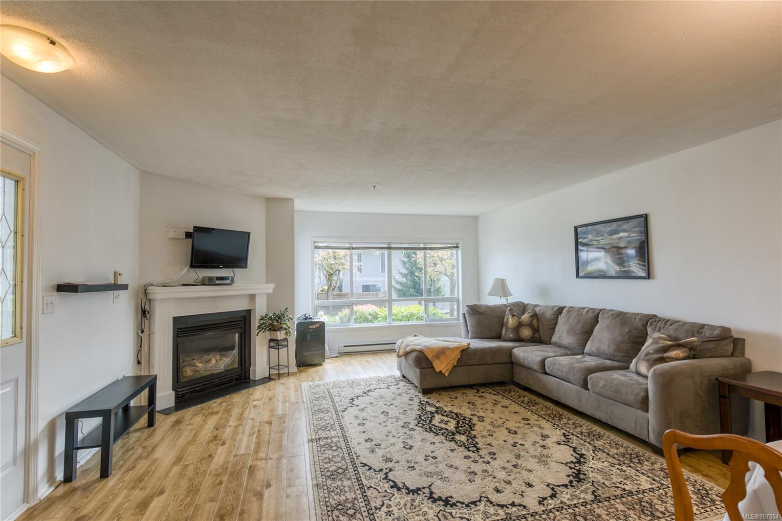 $464,900 - 6108 Cedar Grove Dr<br>British Columbia, V9T 6G1