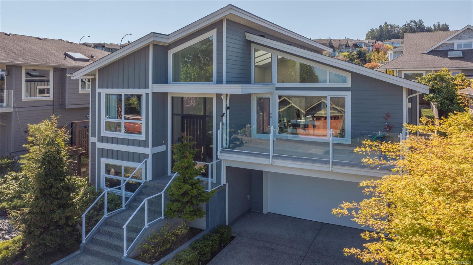 $1,598,000 - 6457 Ptarmigan Way<br>British Columbia, V9V 1V7
