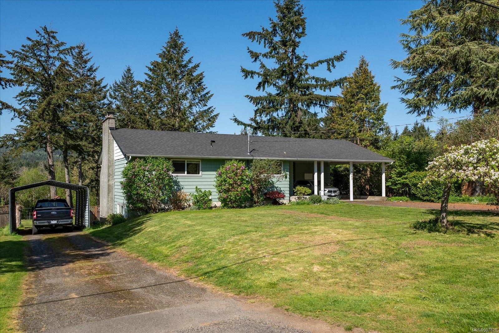 $1,250,000 - 6657 Valley View Dr<br>British Columbia, V9T 5R7