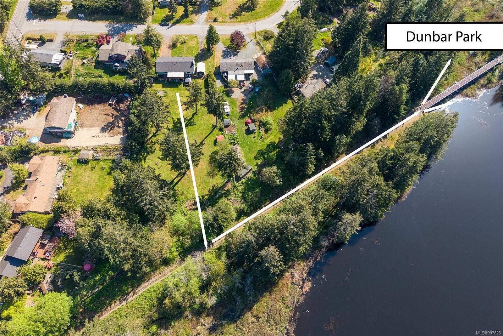 $1,250,000 - 6657 Valley View Dr<br>British Columbia, V9T 5R7