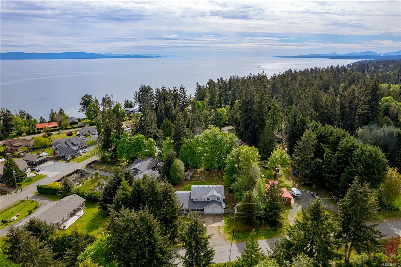 $879,000 - 75 Jamieson Rd<br>British Columbia, V0R 1G0