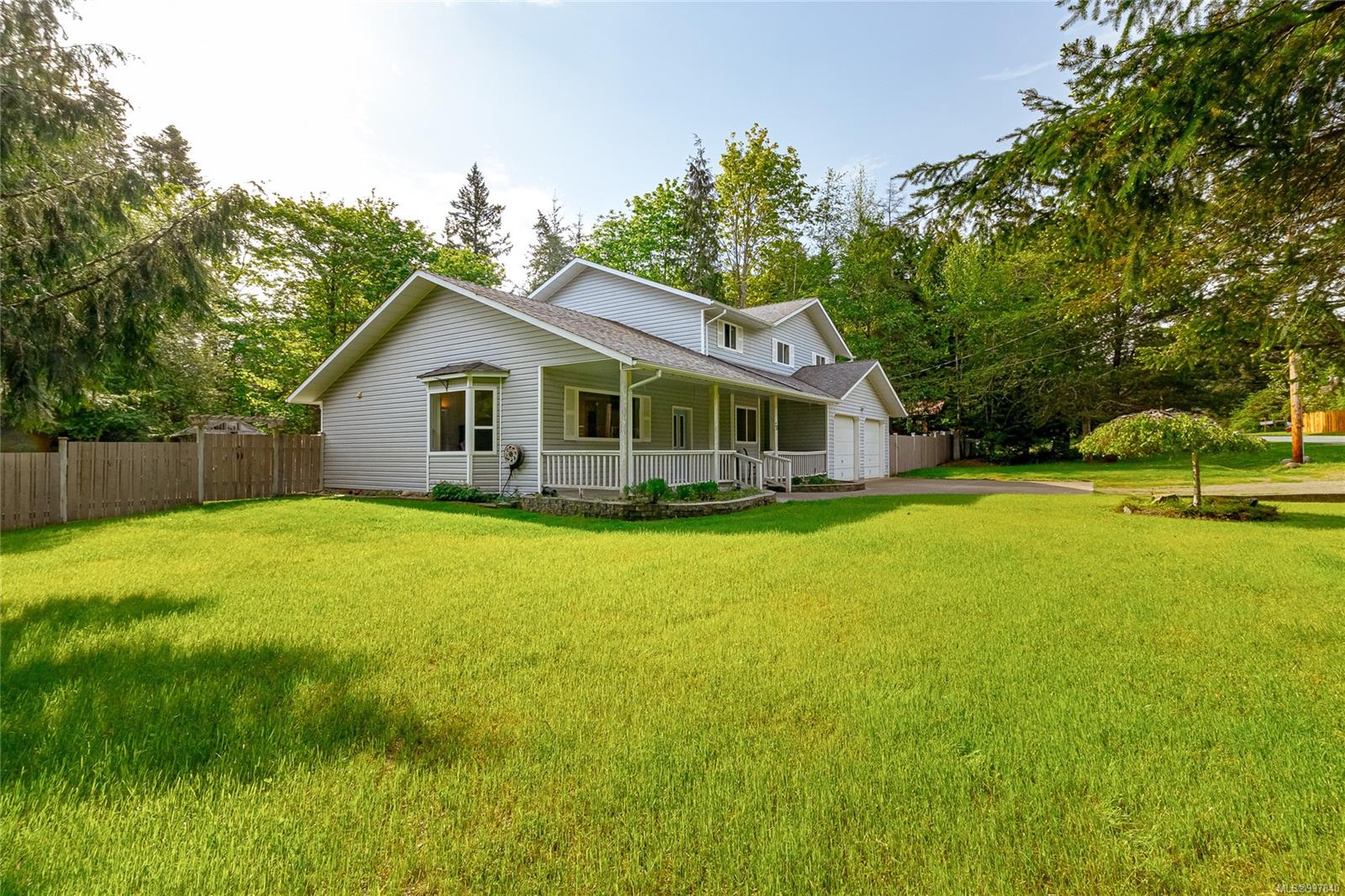 $879,000 - 75 Jamieson Rd<br>British Columbia, V0R 1G0